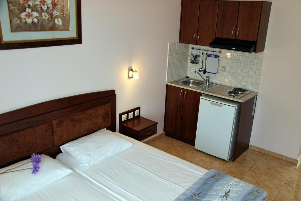 Enalion Apart otel Olympiakí Aktí Dış mekan fotoğraf