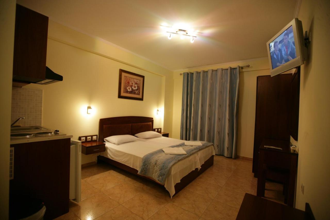 Enalion Apart otel Olympiakí Aktí Oda fotoğraf